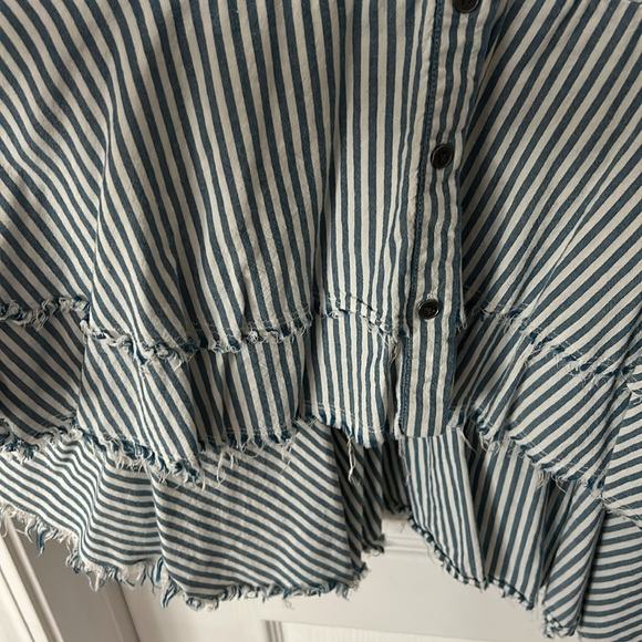 True Craft Layered Peplum Shirt - Picture 4 of 6